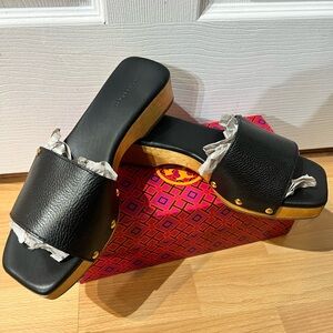 Tory Burch Clog Sandals Pascal Tumbled-Sandal shoes  size 8